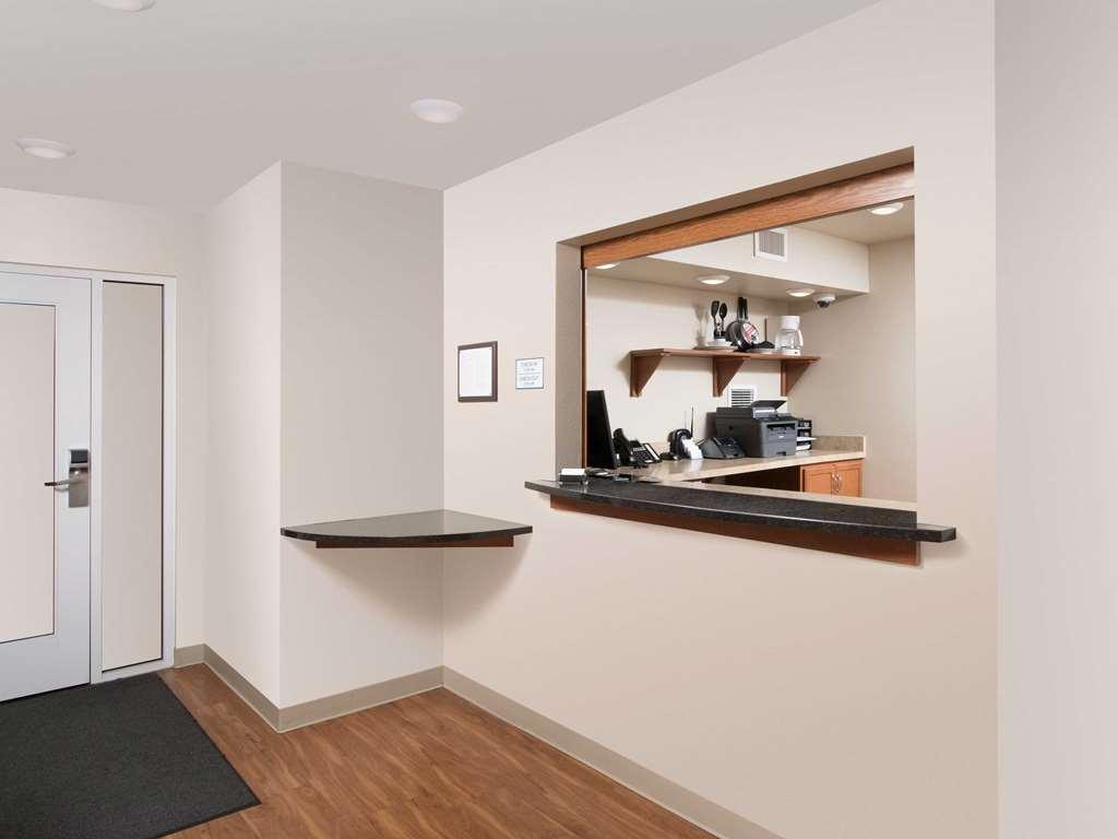 Extended Stay America Select Suites - Fayetteville - West Интерьер фото