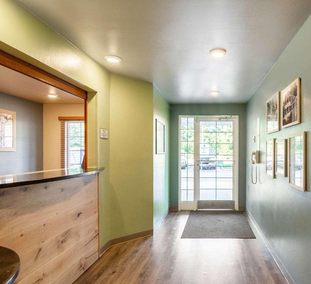 Extended Stay America Select Suites - Fayetteville - West Интерьер фото