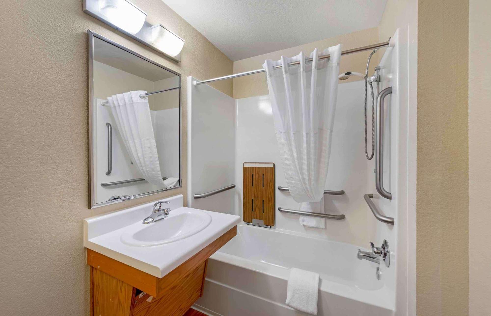 Extended Stay America Select Suites - Fayetteville - West Экстерьер фото