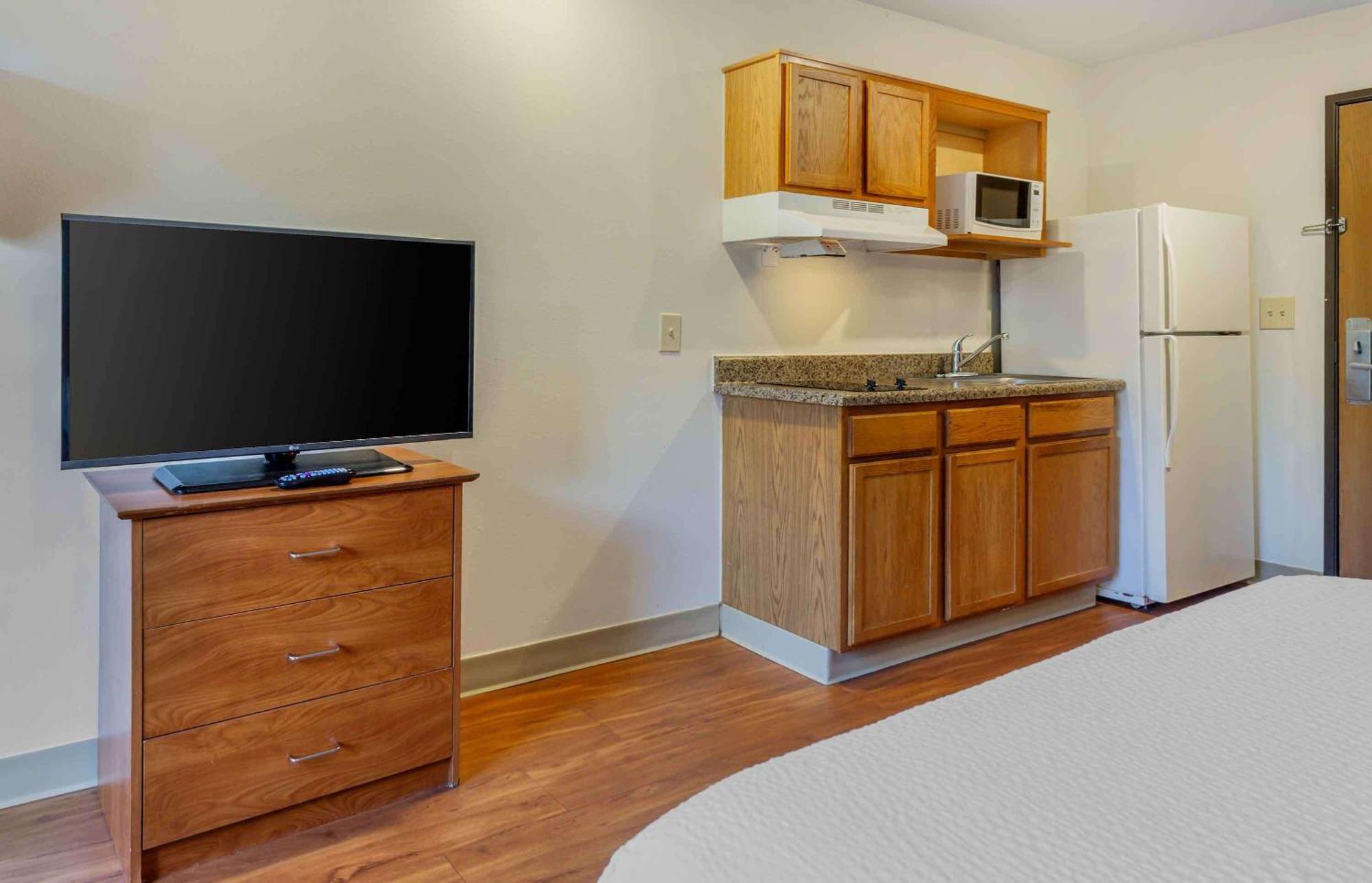 Extended Stay America Select Suites - Fayetteville - West Экстерьер фото