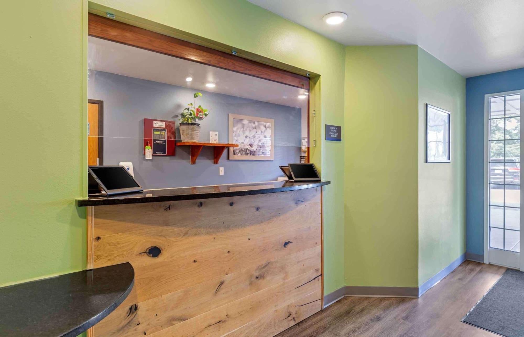 Extended Stay America Select Suites - Fayetteville - West Экстерьер фото